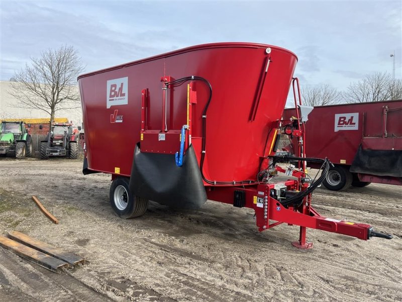 Futterverteilwagen des Typs BVL v mix 24 2s, Gebrauchtmaschine in Brørup