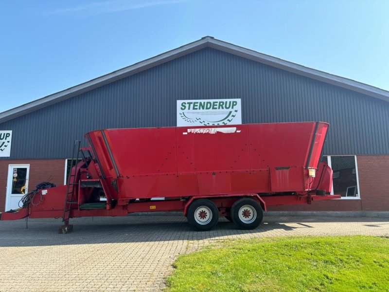 Futterverteilwagen van het type JF Stoll 32, Gebrauchtmaschine in Rødding