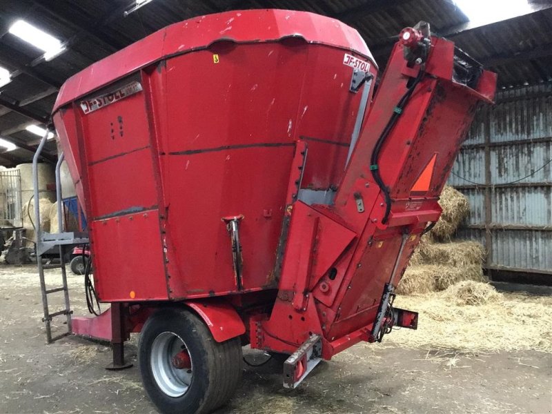 Futterverteilwagen del tipo JF Stoll Model 12, Gebrauchtmaschine en Bording