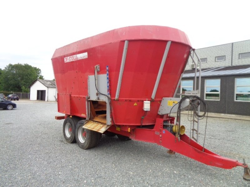 Futterverteilwagen des Typs JF Stoll Vm 27 Reborn, Gebrauchtmaschine in Gram (Bild 3)