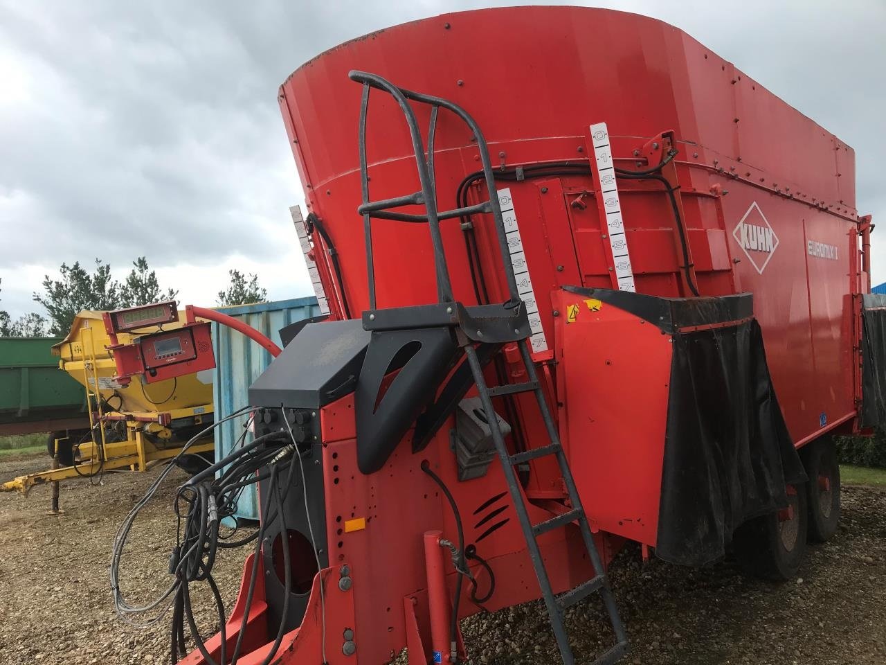 Futterverteilwagen del tipo Kuhn EUROMIX 1 - 27m3 fuldfodervogn, Gebrauchtmaschine en Herning (Imagen 1)