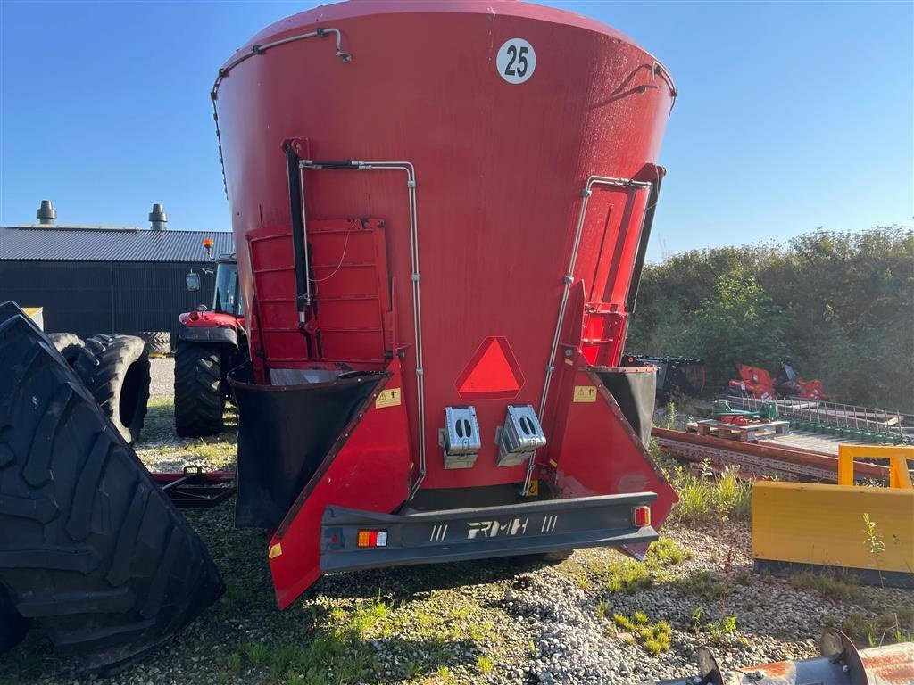 Futterverteilwagen van het type RMH Mixell 28F, Gebrauchtmaschine in Hjørring (Foto 4)