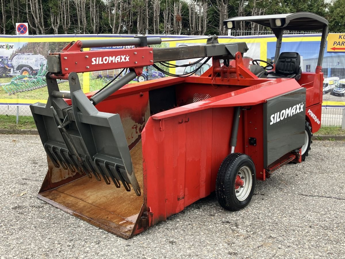 Futterverteilwagen Türe ait Sonstige SVT 4045, Gebrauchtmaschine içinde Villach (resim 1)