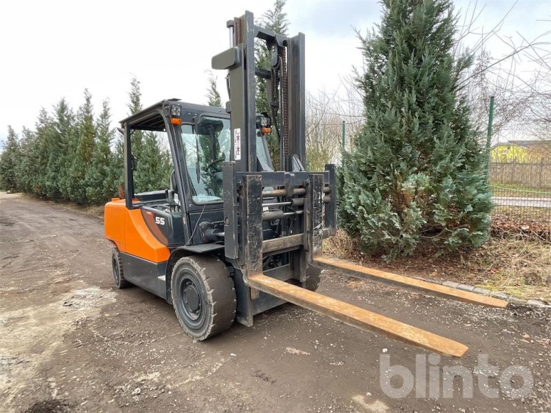 Gabelstapler del tipo Doosan D55SC-7, Gebrauchtmaschine In Düsseldorf (Immagine 1)