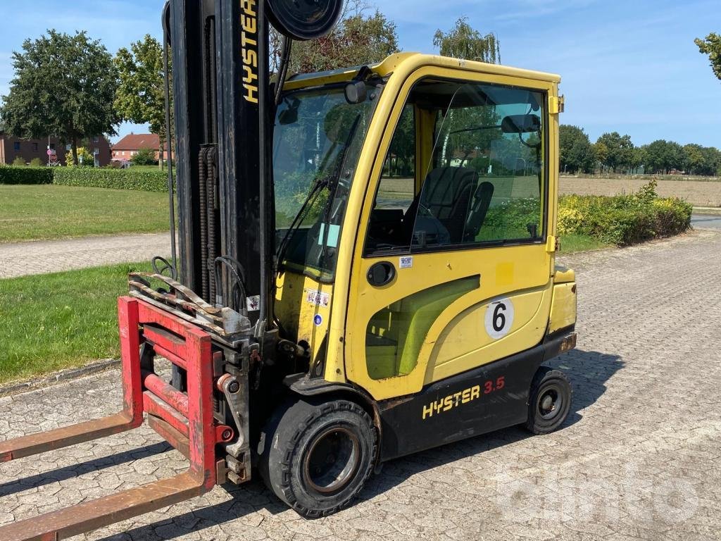 Gabelstapler of the type Hyster J3.5XN-861, Gebrauchtmaschine in Düsseldorf (Picture 3)