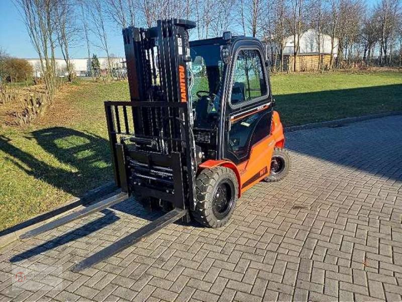 Gabelstapler van het type Manitou MI 30 D, Neumaschine in Oyten (Foto 1)