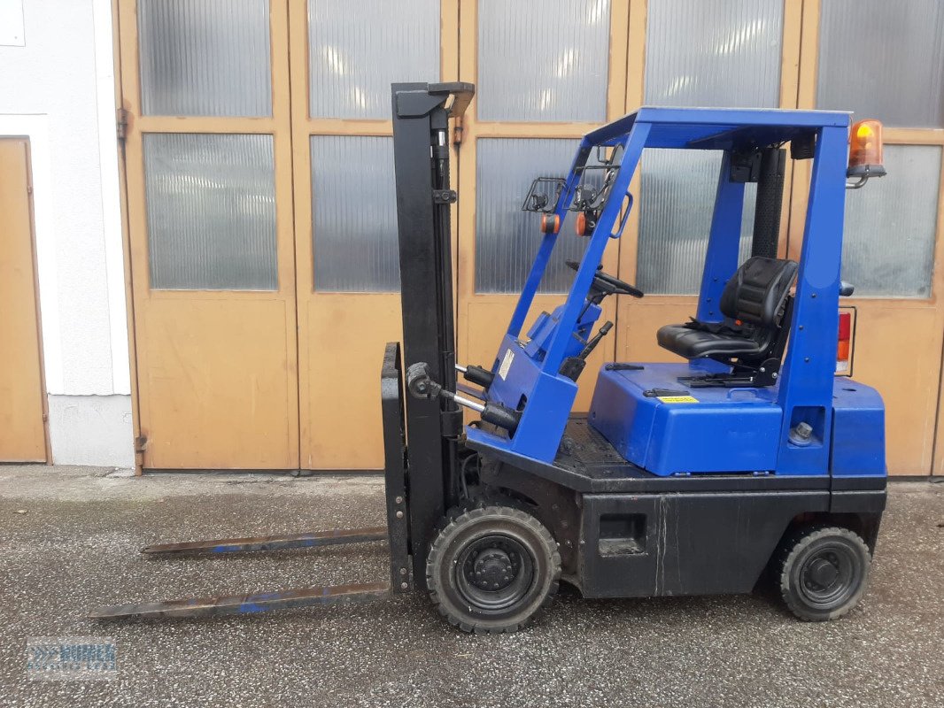 Gabelstapler du type Nissan EH01A15U, Neumaschine en Vorchdorf (Photo 1)