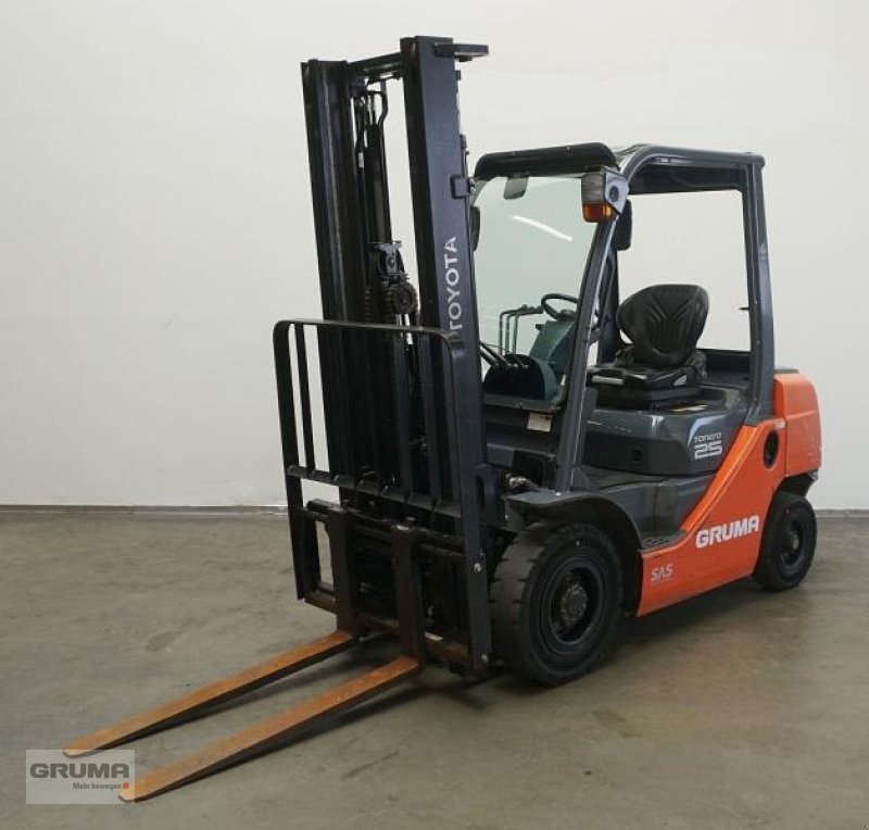 Gabelstapler del tipo Toyota 02-8FDF25, Gebrauchtmaschine en Friedberg-Derching (Imagen 1)