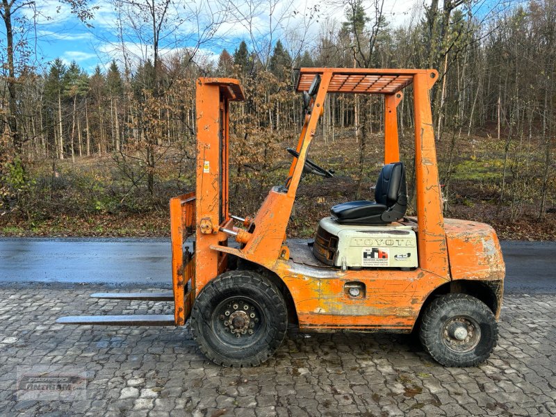 Gabelstapler a típus Toyota 25 Diesel, Gebrauchtmaschine ekkor: Deutsch - Goritz