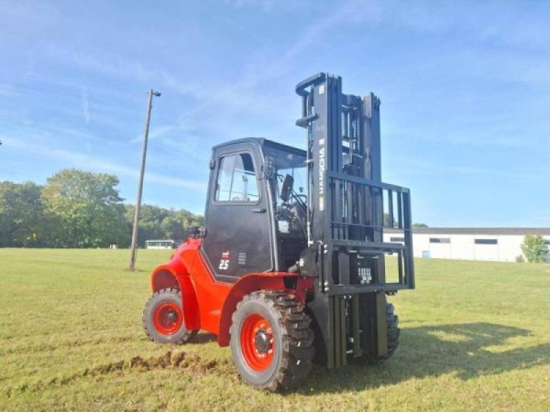 Geländestapler tip Hangcha TT25-2, Gebrauchtmaschine in senlis (Poză 1)