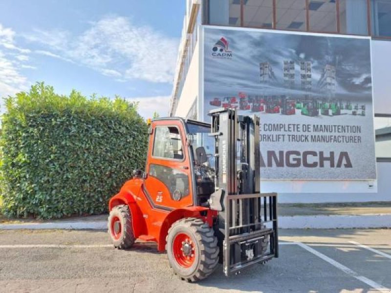 Geländestapler des Typs Hangcha TT25-4, Gebrauchtmaschine in senlis (Bild 2)