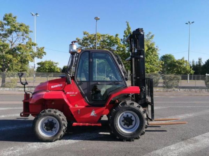 Geländestapler du type Manitou M26-4 T3B, Gebrauchtmaschine en senlis (Photo 3)