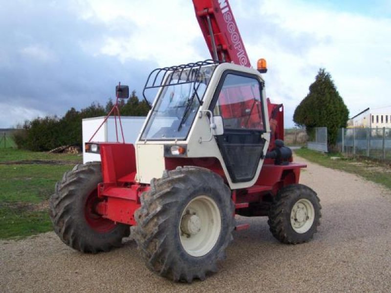 Geländestapler del tipo Manitou MT425CP, Gebrauchtmaschine In Bourron Marlotte (Immagine 1)