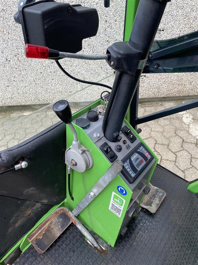 Geräteträger tip Egholm Park Ranger 2150 med hus, Gebrauchtmaschine in Helsinge (Poză 8)