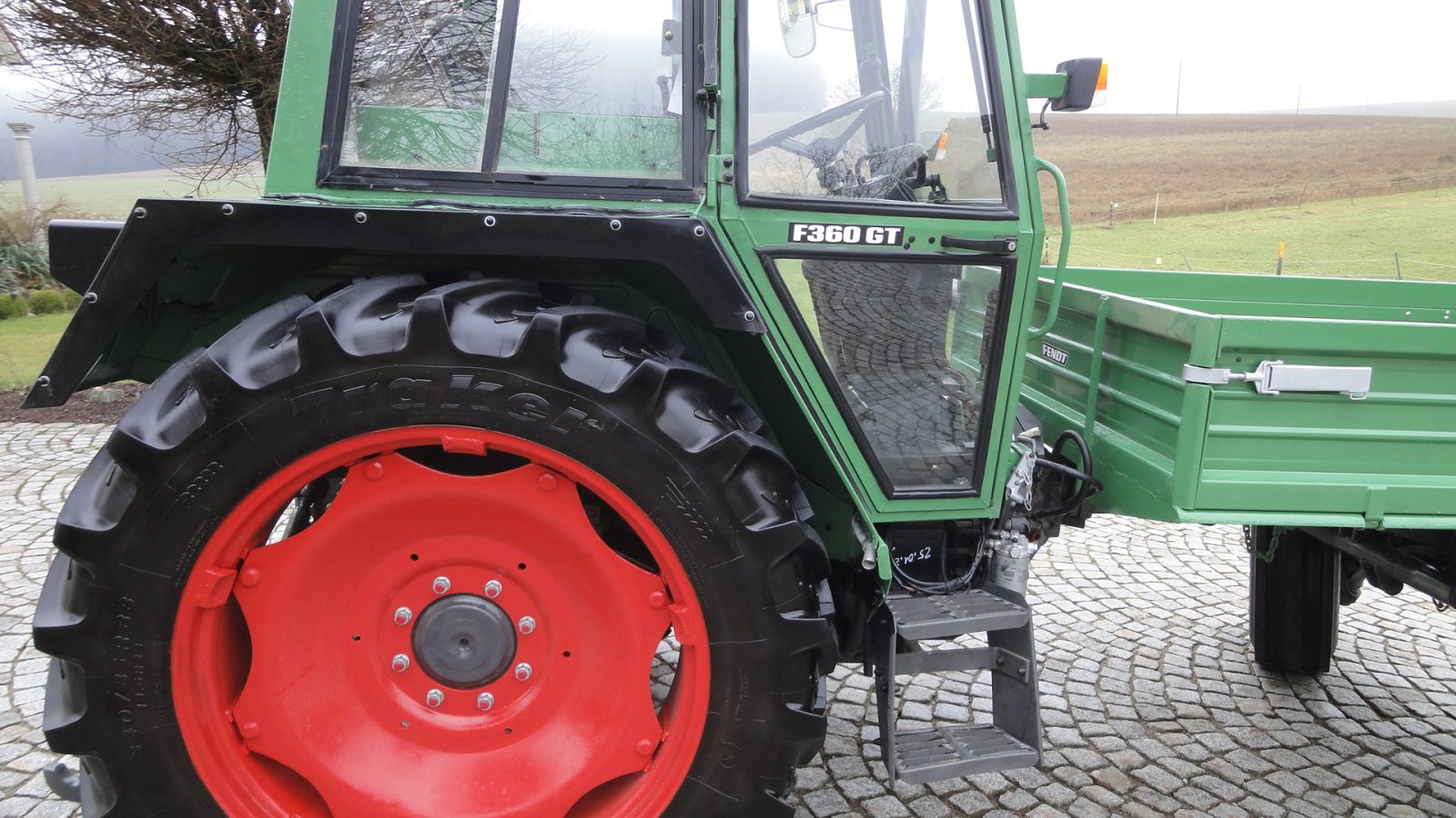 Geräteträger Türe ait Fendt 360, Gebrauchtmaschine içinde Michelsneukirchen (resim 20)