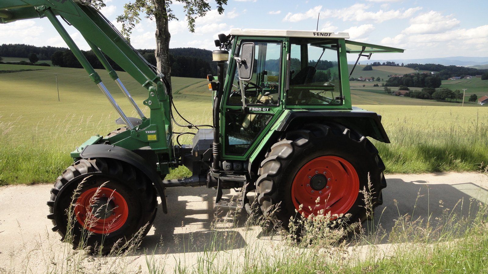 Geräteträger typu Fendt F 380 GTA, Gebrauchtmaschine v Michelsneukirchen (Obrázek 20)