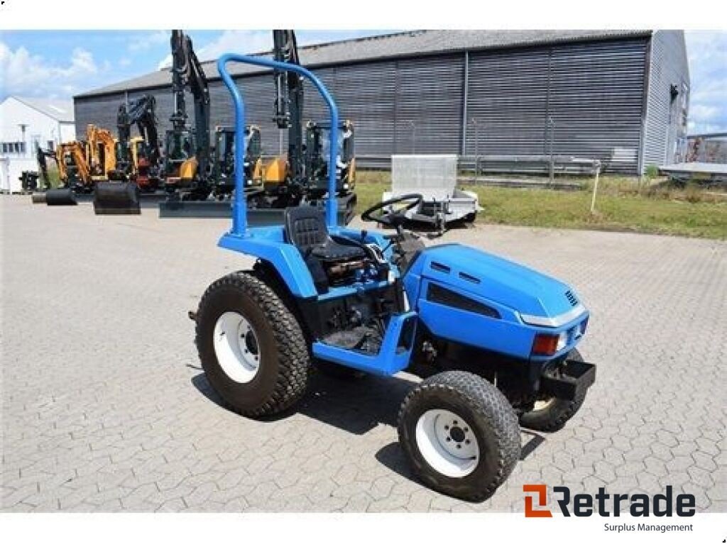 Geräteträger типа Iseki 3020A 4x4, Gebrauchtmaschine в Rødovre (Фотография 3)