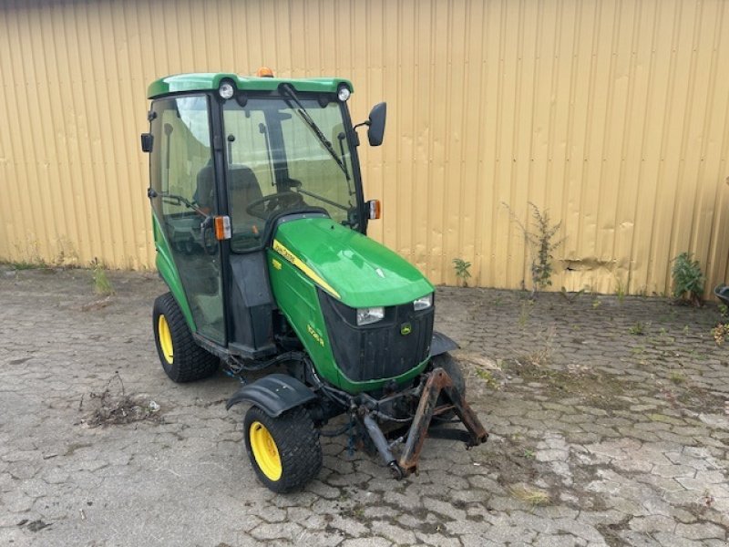 Geräteträger от тип John Deere 1026R Frontlift + Front PTO, Gebrauchtmaschine в Kastrup (Снимка 2)