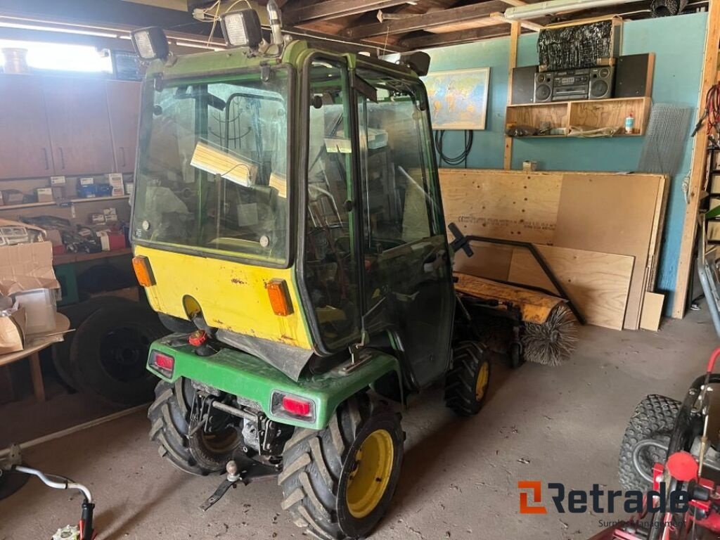 Geräteträger des Typs John Deere 332 med kost, Gebrauchtmaschine in Rødovre (Bild 5)