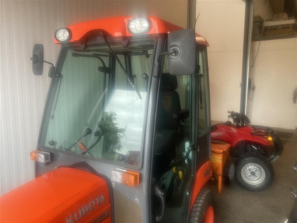 Geräteträger des Typs Kubota BX 2350 med GMR 1200 kost, Gebrauchtmaschine in Bredsten (Bild 4)