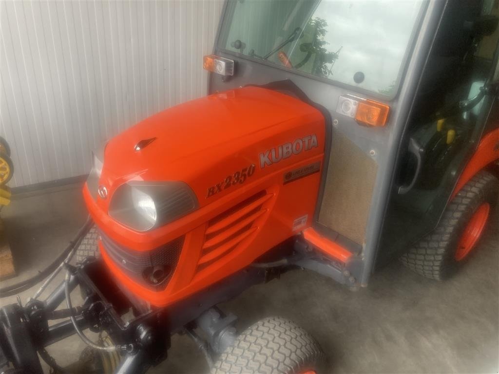 Geräteträger des Typs Kubota BX 2350 med GMR 1200 kost, Gebrauchtmaschine in Bredsten (Bild 3)