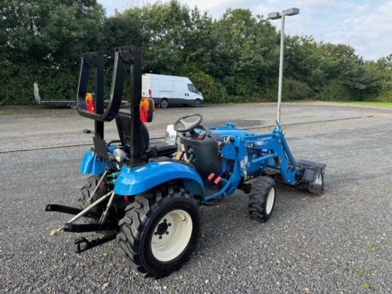 Geräteträger typu LS Tractor J27 HST Med Frontlæsser, Gebrauchtmaschine w Herning (Zdjęcie 8)