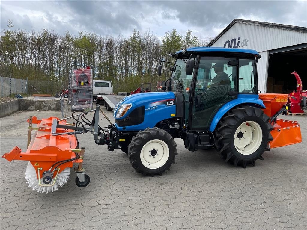 Geräteträger Türe ait LS Tractor MT3.60 HST Snowline, Gebrauchtmaschine içinde Herning (resim 7)