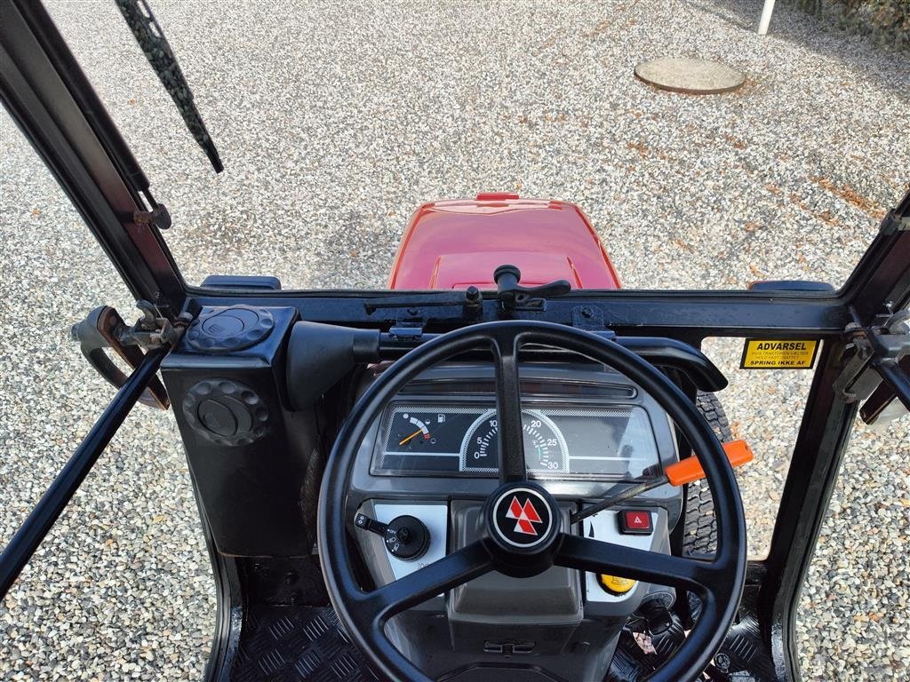 Geräteträger des Typs Massey Ferguson 1523 Lukket kabine, 4wd., Gebrauchtmaschine in Gredstedbro (Bild 6)