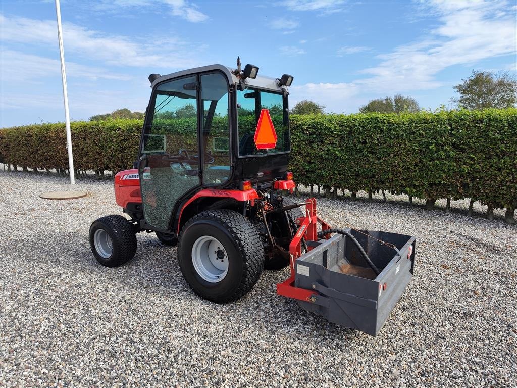 Geräteträger a típus Massey Ferguson 1523 Lukket kabine, 4wd., Gebrauchtmaschine ekkor: Gredstedbro (Kép 4)