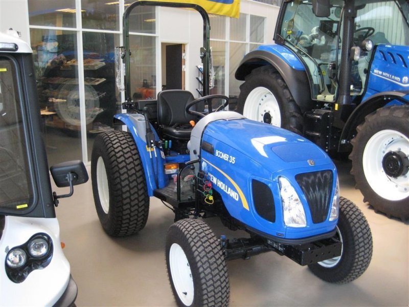 Buy New Holland Boomer 35 second-hand and new - technikboerse.com