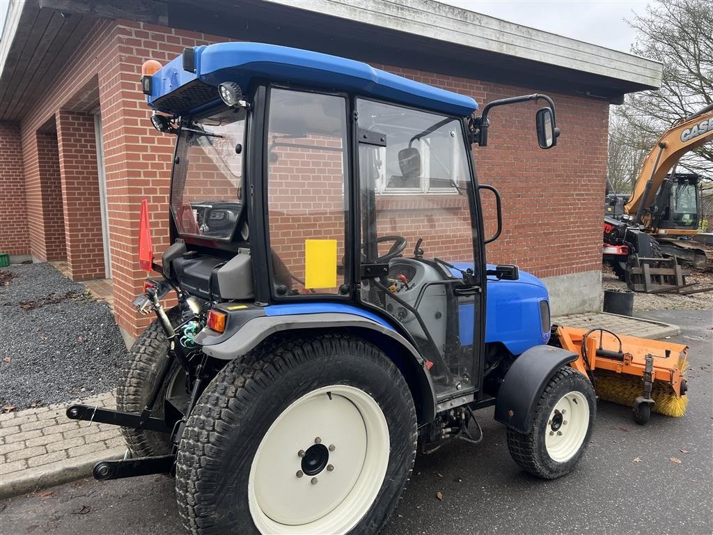 Geräteträger a típus New Holland BOOMER 35 HST Med kost, Gebrauchtmaschine ekkor: Vejle (Kép 2)