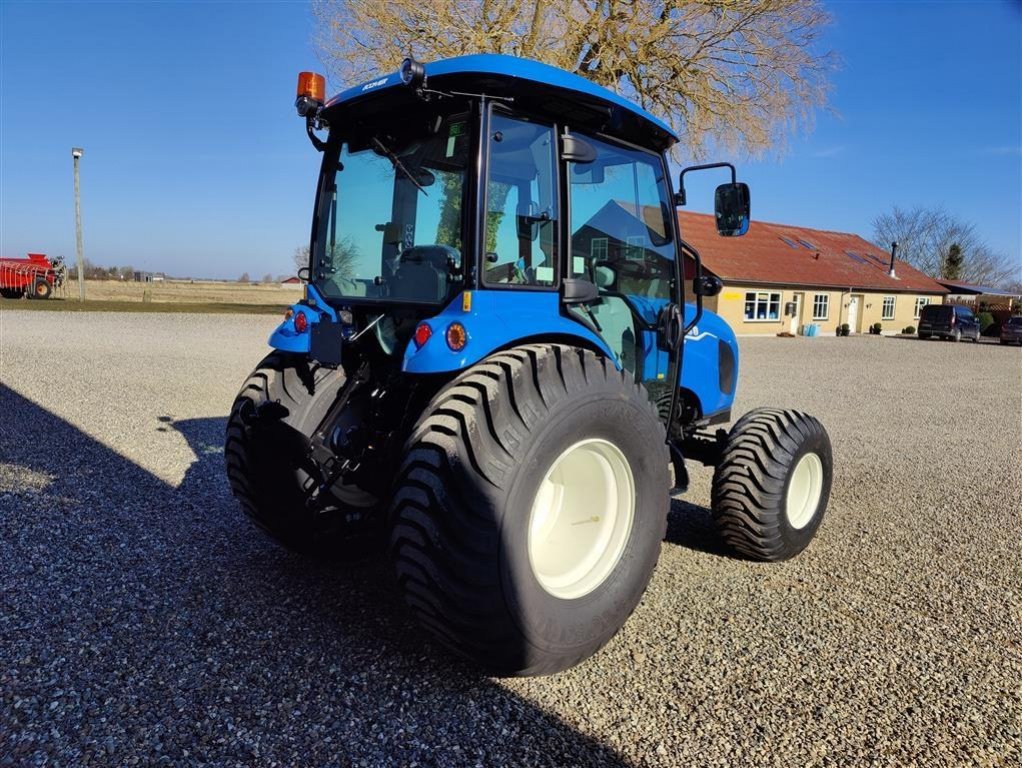 Geräteträger типа New Holland Boomer 55 CAB, Gebrauchtmaschine в Storvorde (Фотография 5)