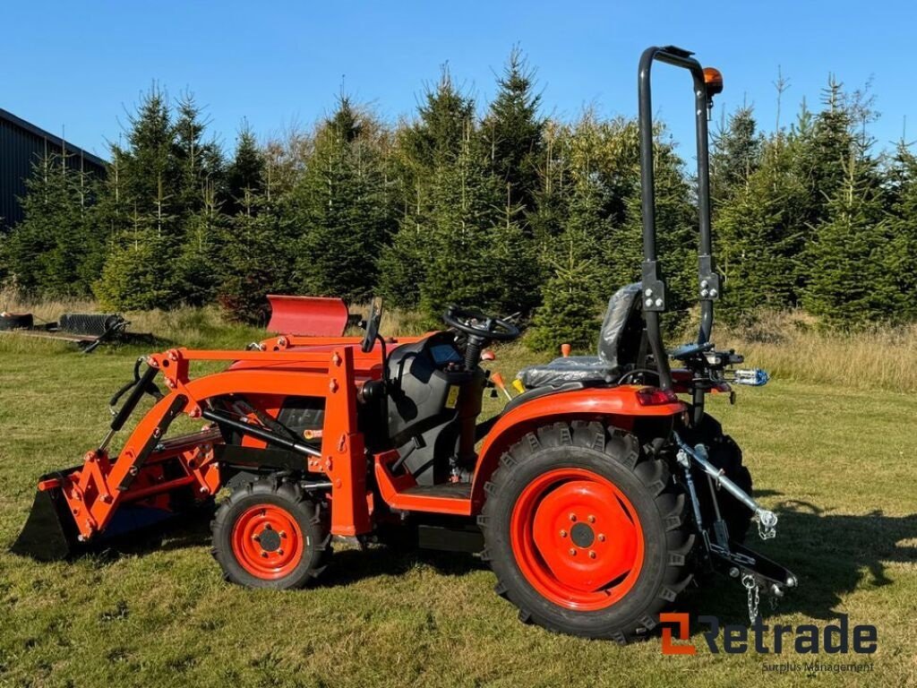 Geräteträger des Typs Sonstige RHINOCEROS 25 HP Kompakttraktor med frontlæsser, Gebrauchtmaschine in Rødovre (Bild 3)