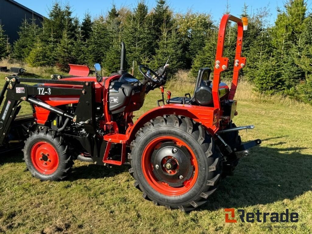 Geräteträger от тип Sonstige RHINOCEROS 45 HP Kompakttraktor med frontlæsser, Gebrauchtmaschine в Rødovre (Снимка 4)