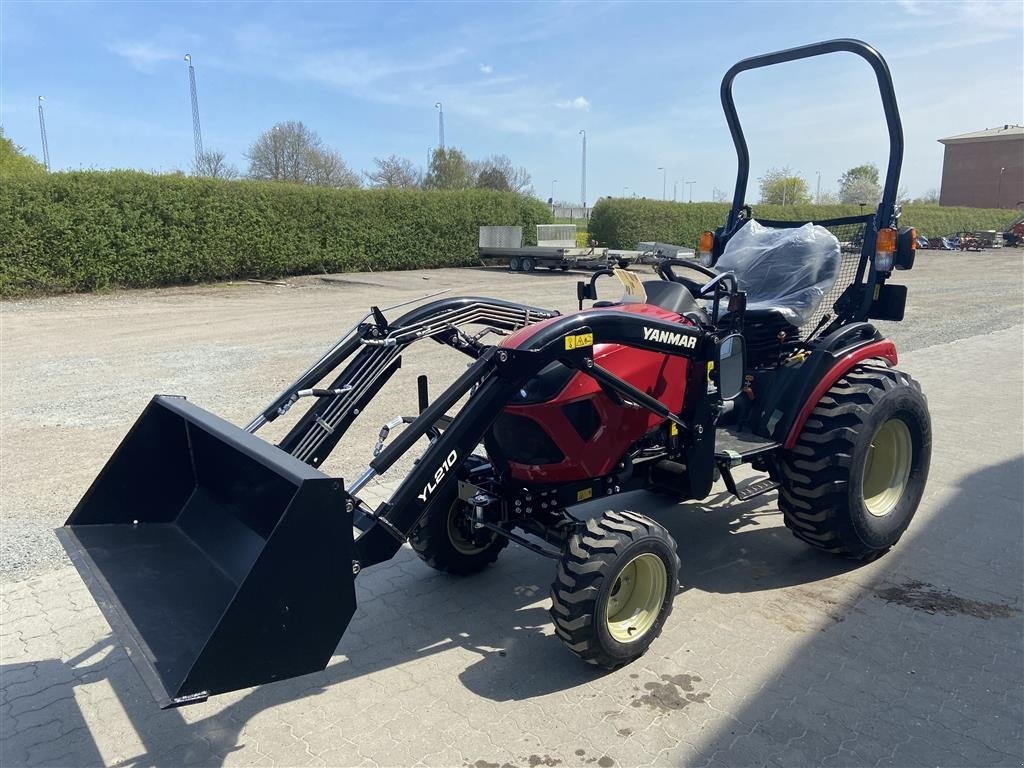 Geräteträger des Typs Yanmar SA 424 4WD inkl. frontlæsser og 135 cm skovl (Løftekapasitet 545), Gebrauchtmaschine in Vejle (Bild 1)