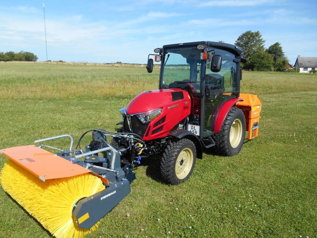 Geräteträger du type Yanmar YT 235 H, Gebrauchtmaschine en Mern (Photo 1)