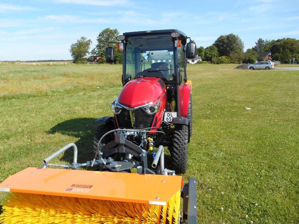 Geräteträger du type Yanmar YT 235 H, Gebrauchtmaschine en Mern (Photo 4)