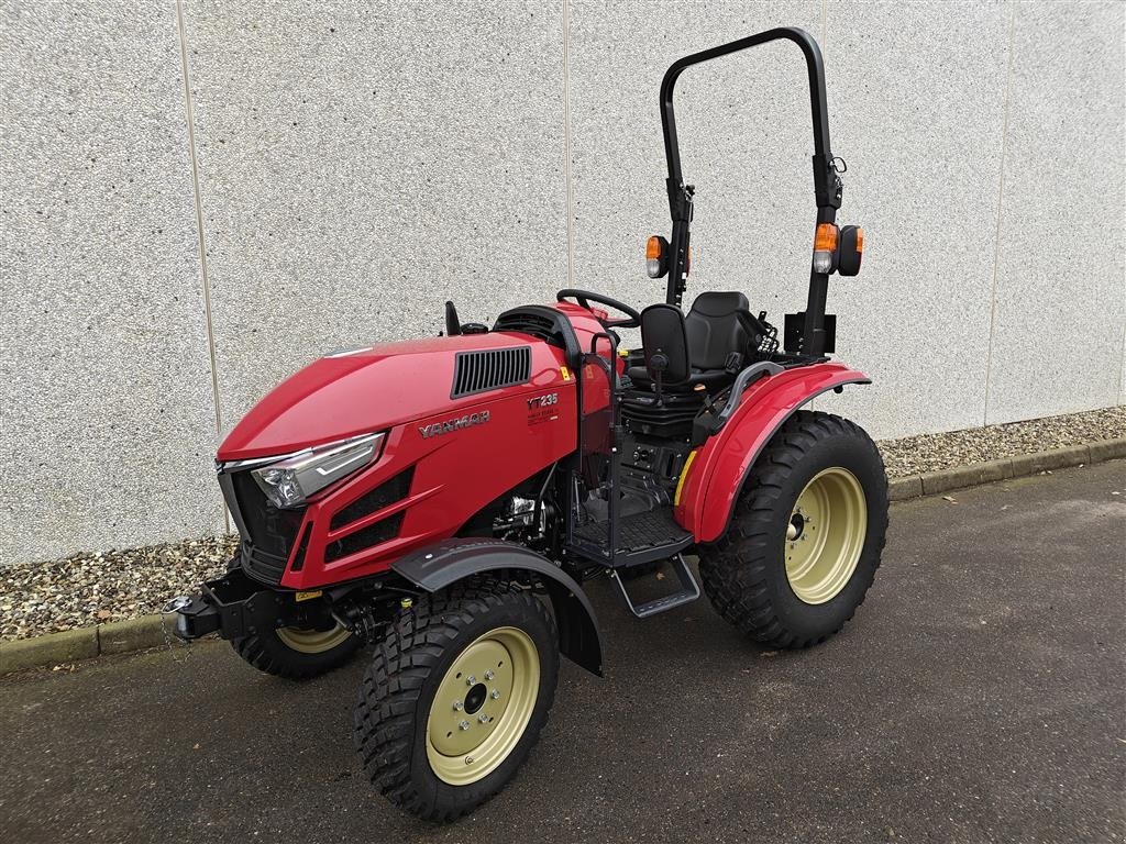 Geräteträger Türe ait Yanmar YT 235H 4WD SOM NY, Gebrauchtmaschine içinde Holstebro (resim 1)