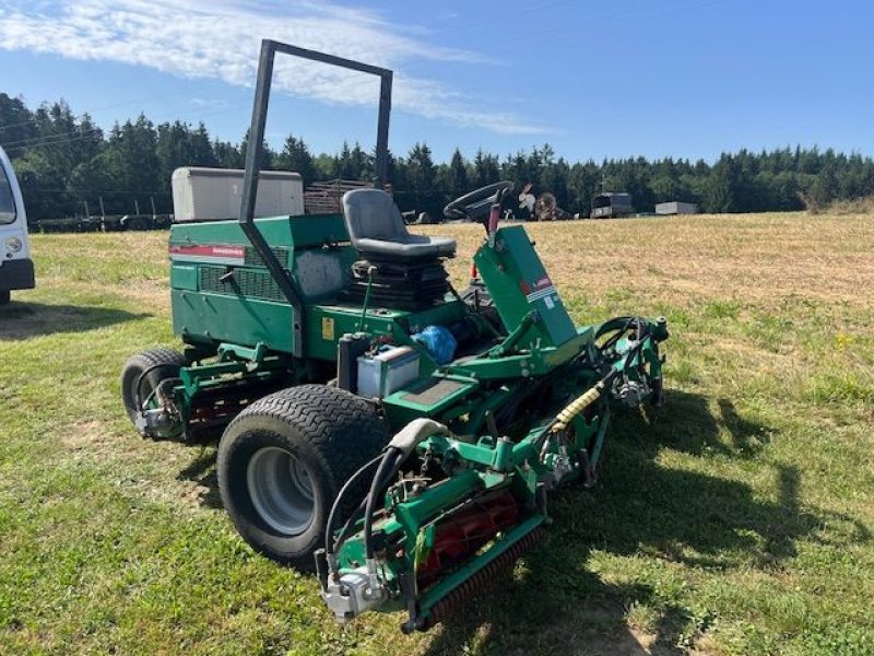 Gras- & Laubsammelcontainer типа Ransomes Ransomes 305, Gebrauchtmaschine в NATTERNBACH (Фотография 4)