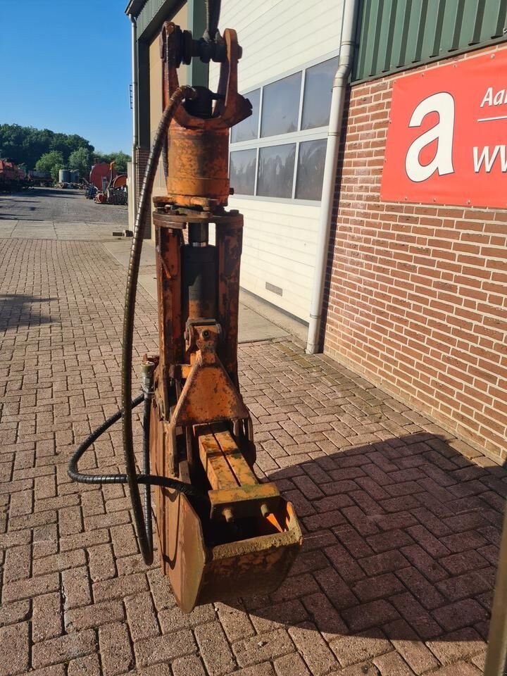 Greifer of the type Sonstige Sleuven knijper, Gebrauchtmaschine in Goudriaan (Picture 4)