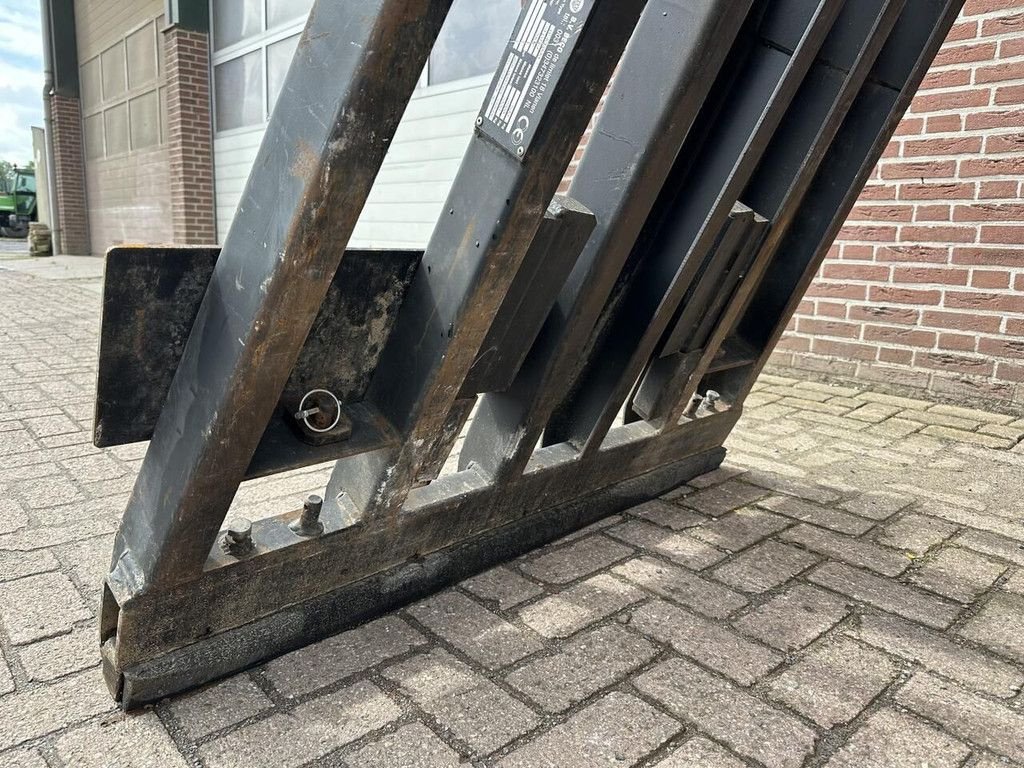 Greifer des Typs Sonstige Stenenklem HSK 1000, Gebrauchtmaschine in Goudriaan (Bild 3)