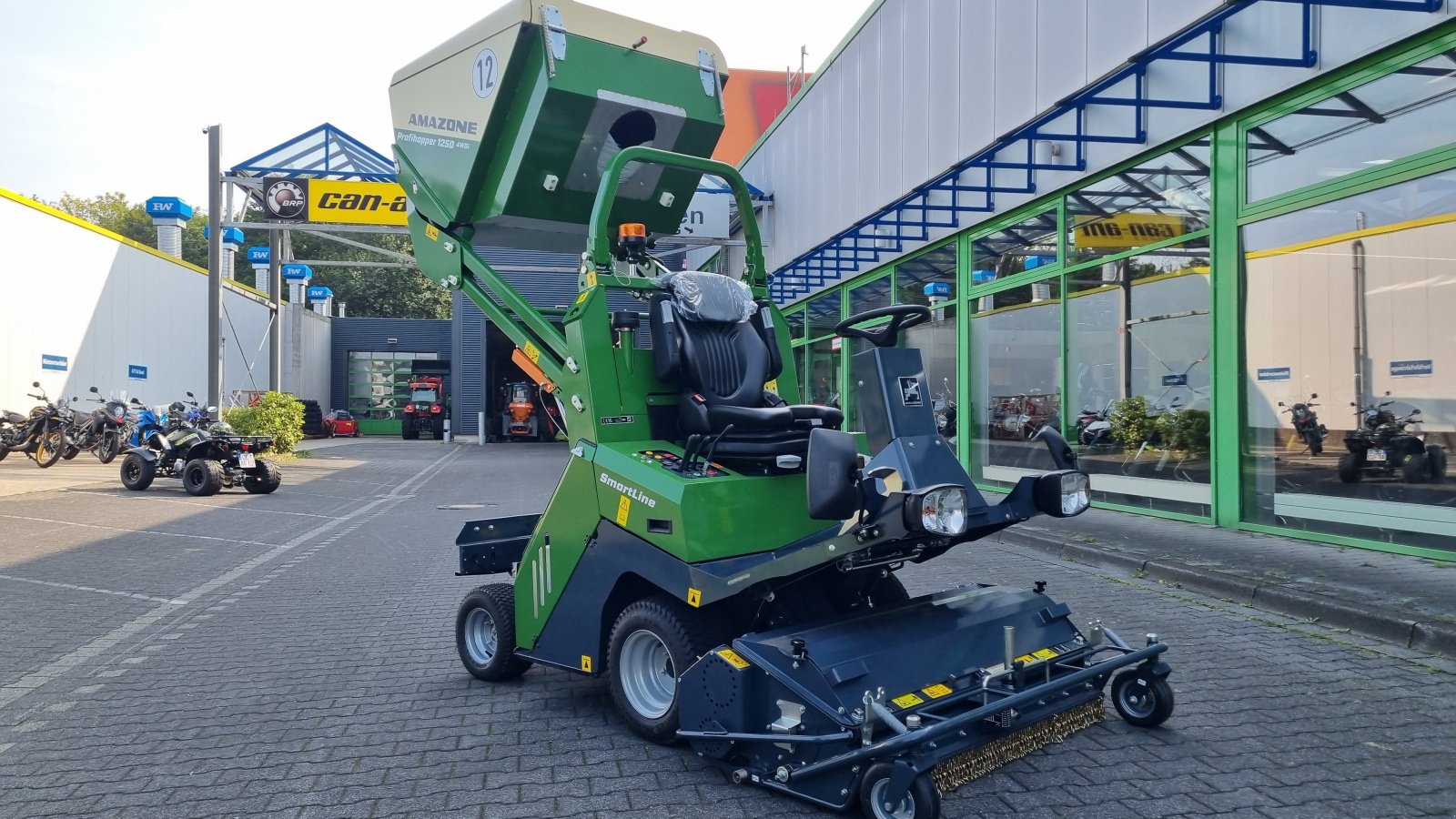 Großflächenmäher van het type Amazone Profihopper 1250 4WDi, Neumaschine in Olpe (Foto 2)