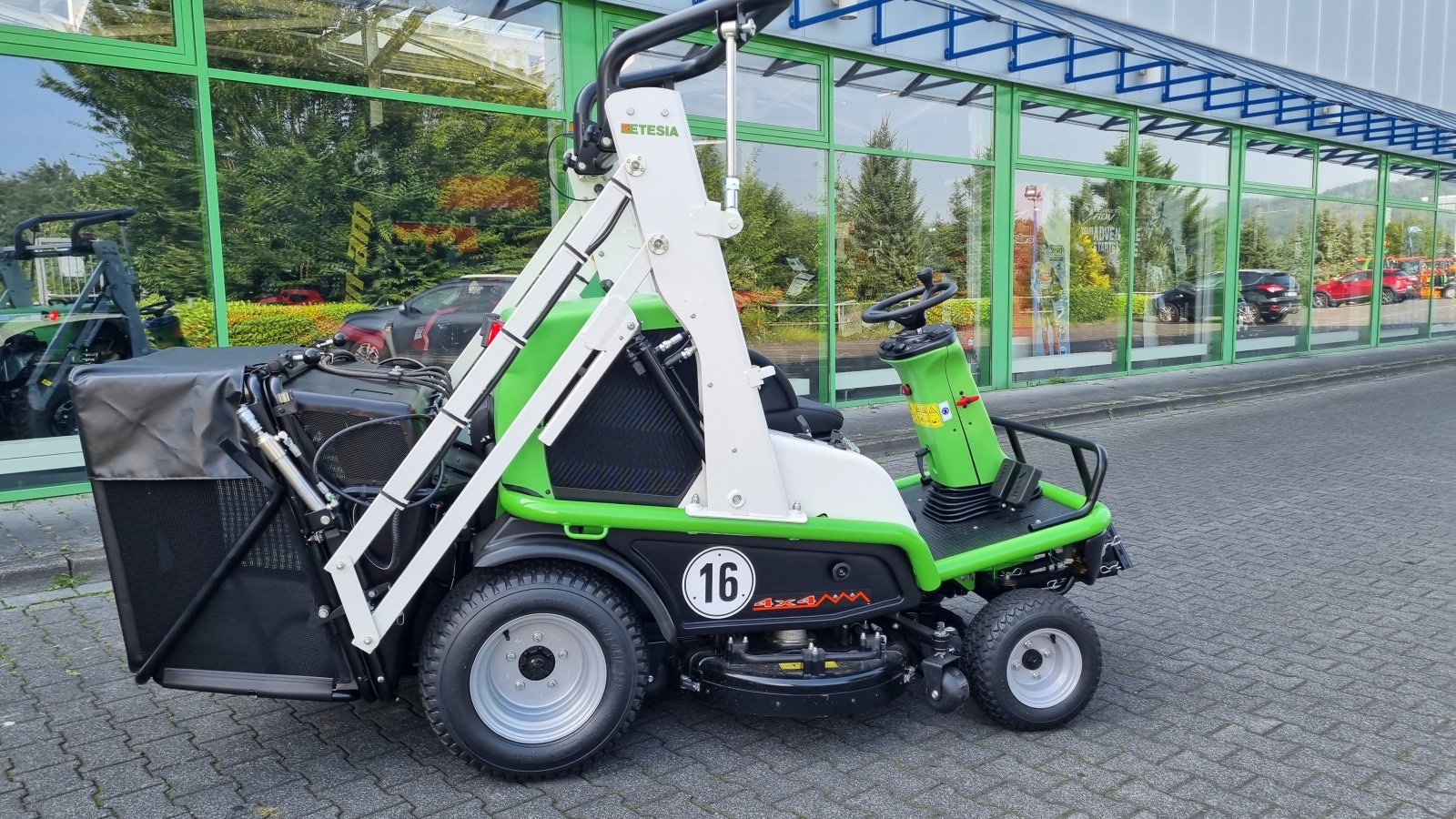 Großflächenmäher tipa Etesia H124 DX Allrad Hochentleerung, Neumaschine u Olpe (Slika 14)