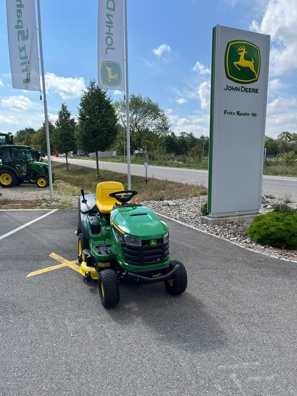 Großflächenmäher του τύπου John Deere X 167R, Neumaschine σε Lengnau (Φωτογραφία 2)