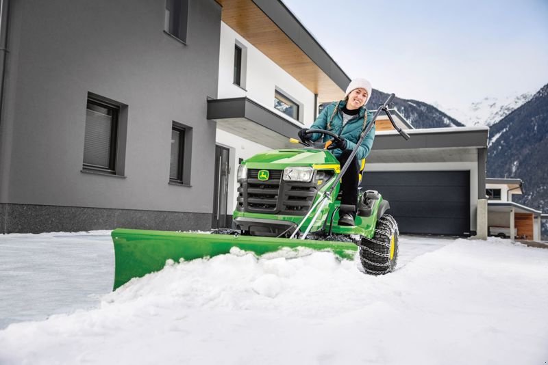 Großflächenmäher du type John Deere X127, Neumaschine en Regensdorf (Photo 2)