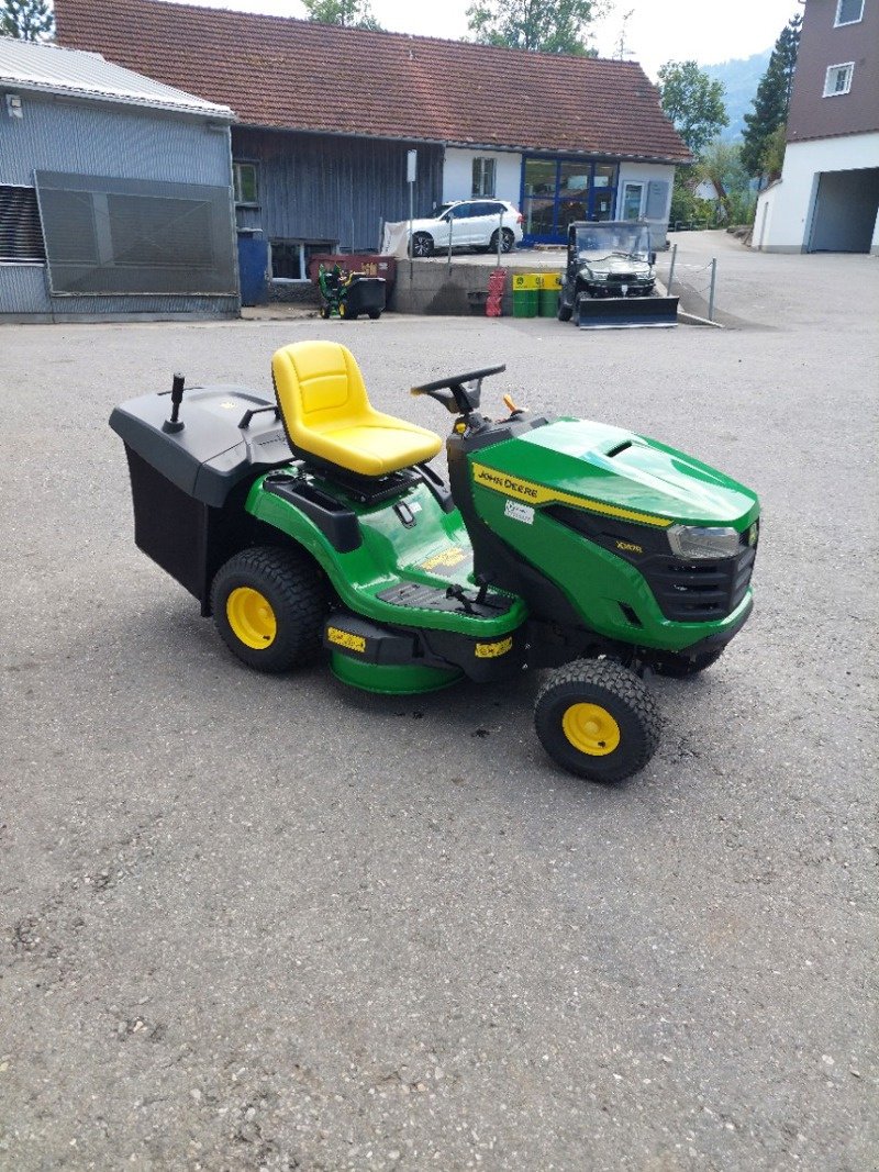 Großflächenmäher tip John Deere X147R, Neumaschine in Eichberg (Poză 5)