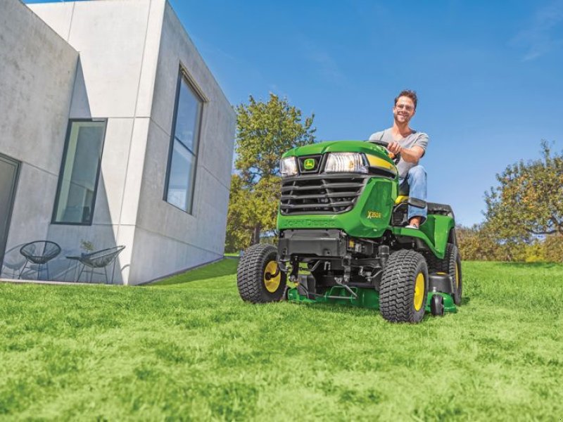 Großflächenmäher del tipo John Deere X350R, Neumaschine en Regensdorf (Imagen 1)