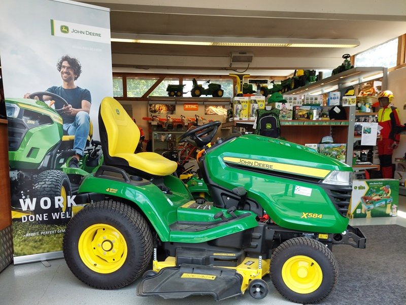 Großflächenmäher typu John Deere X584, Vorführmaschine w Eichberg (Zdjęcie 1)