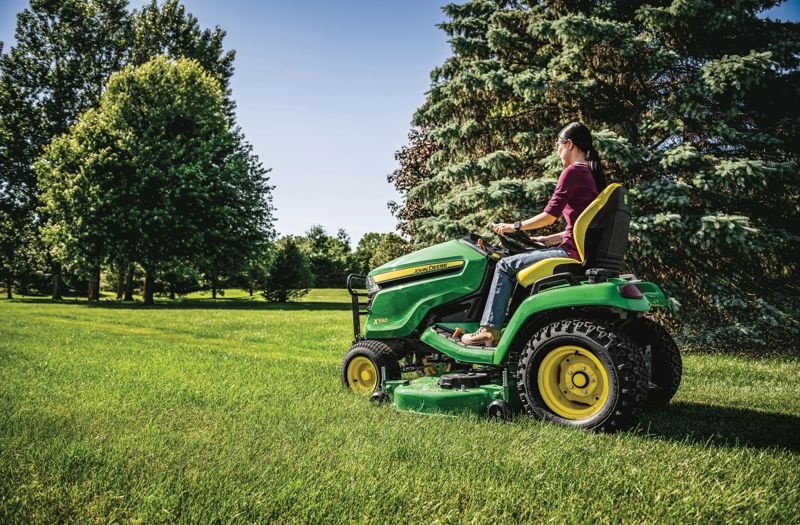 Großflächenmäher tip John Deere X590, Neumaschine in Regensdorf (Poză 4)