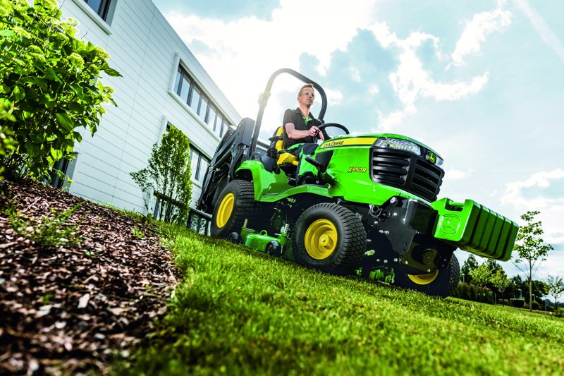 Großflächenmäher typu John Deere X950, Ausstellungsmaschine w Regensdorf (Zdjęcie 4)